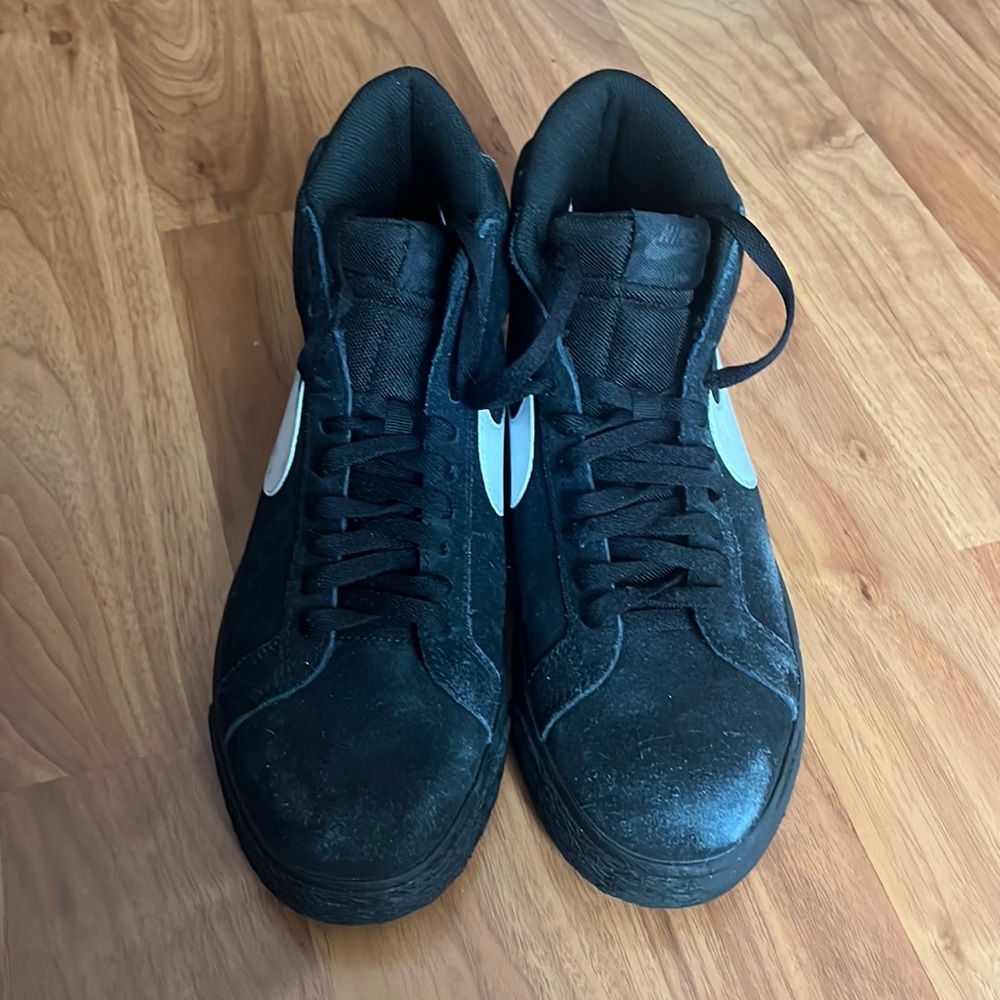 Black Nike blazers size 10 men